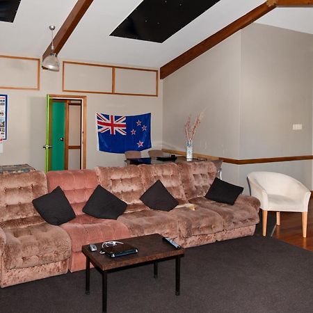 85 On Bealey Hostel Christchurch Bagian luar foto