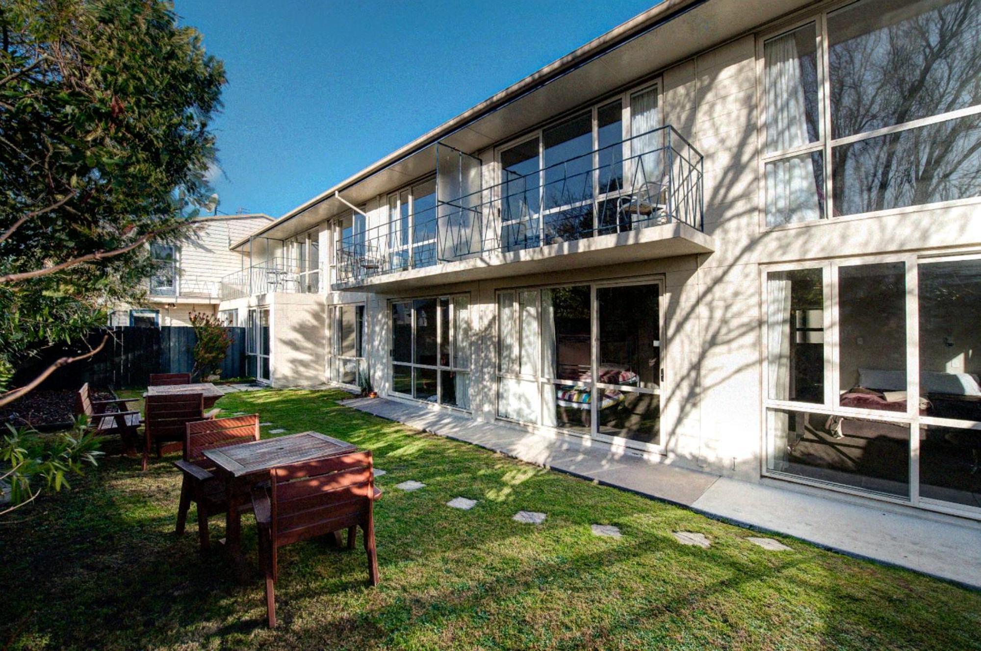 85 On Bealey Hostel Christchurch Bagian luar foto